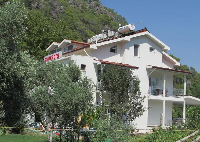 Ξενοδοχείο Guentur & Restaurant 3*