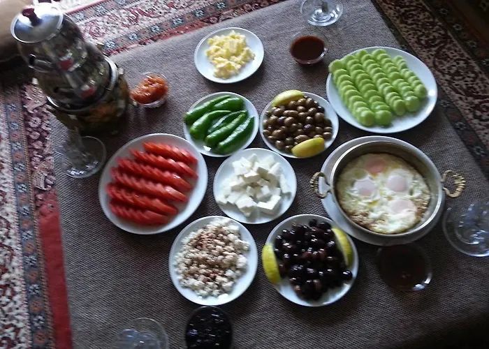 Guentur & Restaurant Ξενοδοχείο Göcek